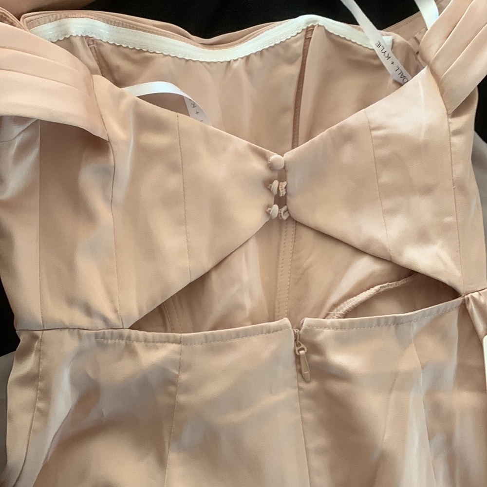 Azazie Kendall + Kylie English rose sheath off the shoulder stretch satin dress - Picture 9 of 9